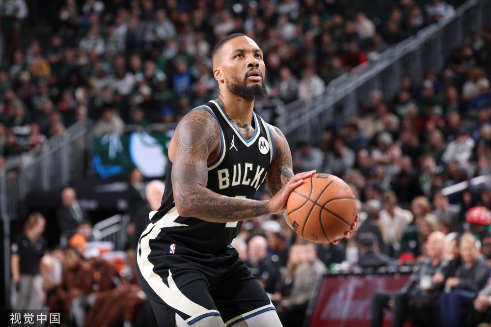 在经历短暂 在经历短暂