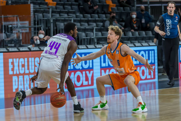 对比弗里克 对比弗里克