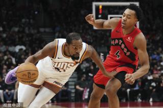 场上屡有惊 场上屡有惊